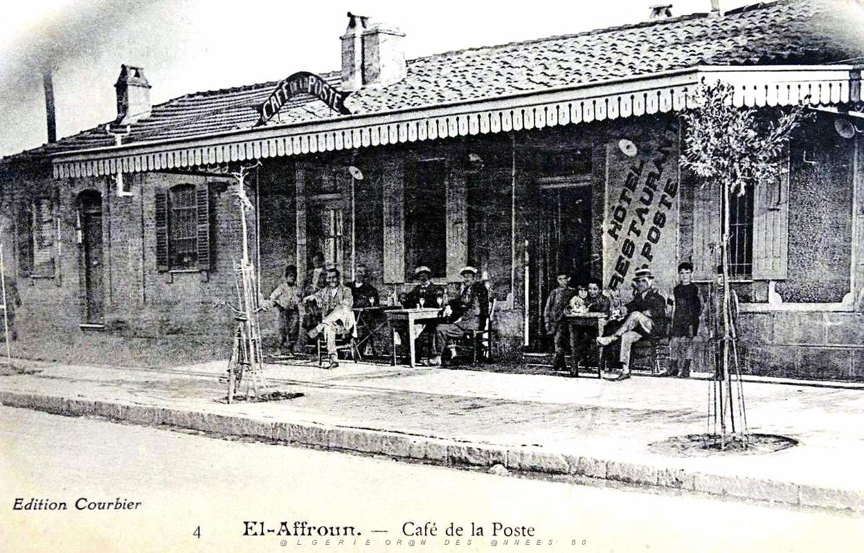2140- El-Affroun - Cafe de la Poste.jpg